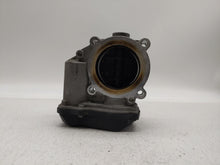 2009-2018 Volkswagen Tiguan Throttle Body P/N:06F 133 062 J 06F 133 062 T Fits OEM Used Auto Parts - Oemusedautoparts1.com