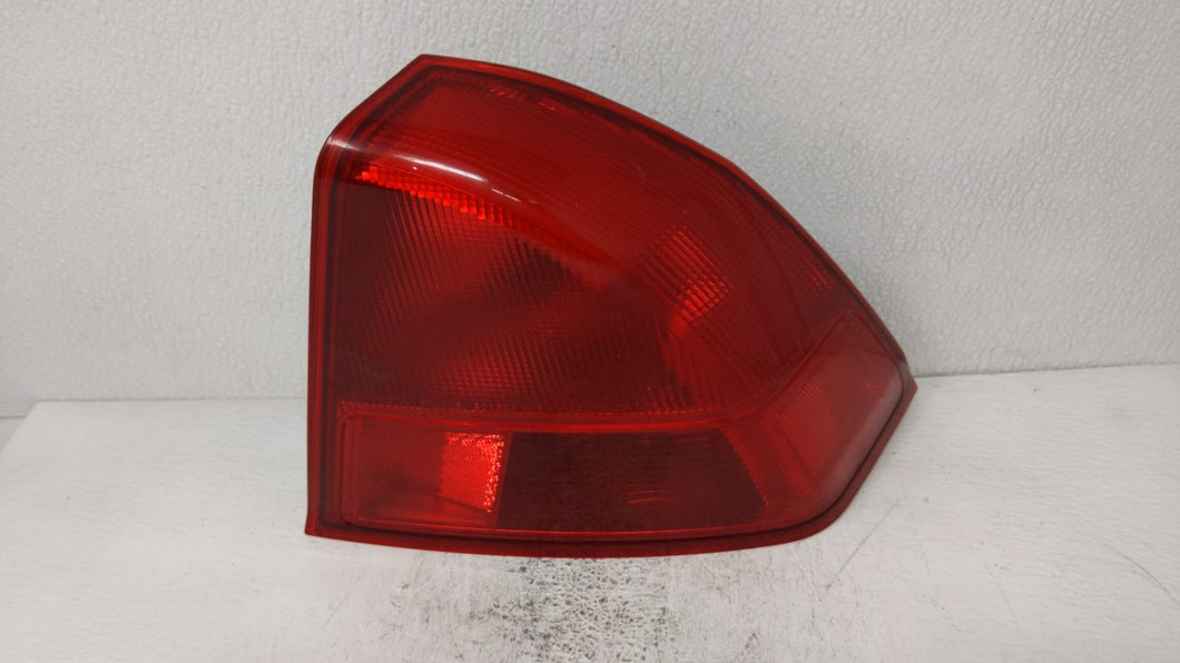 2001-2002 Honda Civic Tail Light Assembly Passenger Right OEM Fits 2001 2002 2003 OEM Used Auto Parts - Oemusedautoparts1.com