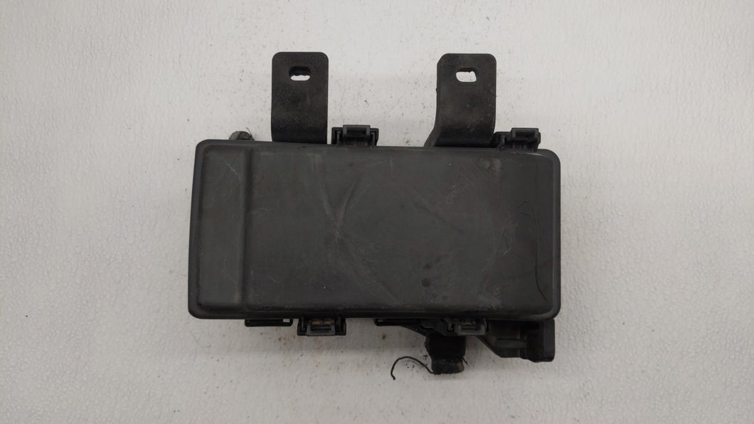 2008-2010 Hyundai Sonata Fusebox Fuse Box Panel Relay Module P/N:91950-3K540 91950-3K750 Fits 2008 2009 2010 OEM Used Auto Parts - Oemusedautoparts1.com