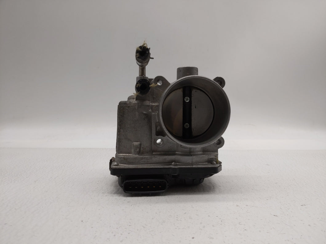 2014-2019 Nissan Rogue Throttle Body P/N:3TA60-01 B 3TA60-01 A Fits 2013 2014 2015 2016 2017 2018 2019 OEM Used Auto Parts - Oemusedautoparts1.com