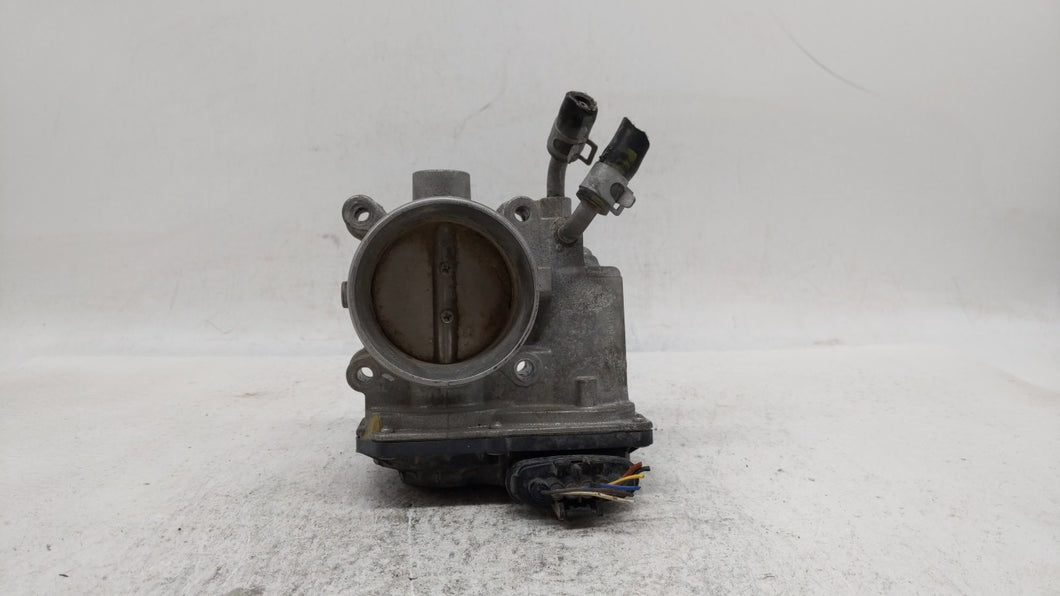 2011-2018 Hyundai Elantra Throttle Body P/N:35100-2E000 Fits 2011 2012 2013 2014 2015 2016 2017 2018 2019 OEM Used Auto Parts - Oemusedautoparts1.com