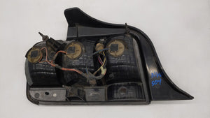 2005-2009 Ford Mustang Tail Light Assembly Passenger Right OEM P/N:6R33-13B504-AH Fits 2005 2006 2007 2008 2009 OEM Used Auto Parts - Oemusedautoparts1.com