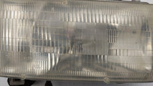 1998-1999 Isuzu Rodeo Passenger Right Oem Head Light Headlight Lamp - Oemusedautoparts1.com