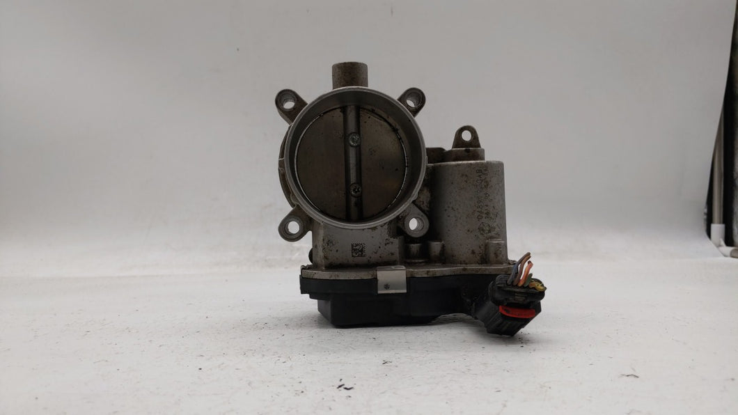 2014-2017 Jeep Cherokee Throttle Body P/N:04891970AB Fits 2014 2015 2016 2017 2018 OEM Used Auto Parts - Oemusedautoparts1.com