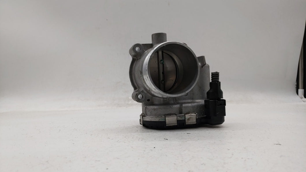 2014-2017 Volkswagen Jetta Throttle Body P/N:06K 133 062 D 06K 133 062 E Fits 2014 2015 2016 2017 OEM Used Auto Parts - Oemusedautoparts1.com