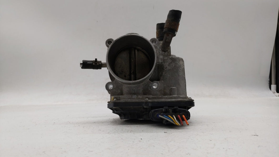 2012-2017 Hyundai Veloster Throttle Body P/N:35100-2B300 Fits 2012 2013 2014 2015 2016 2017 2018 2019 OEM Used Auto Parts - Oemusedautoparts1.com