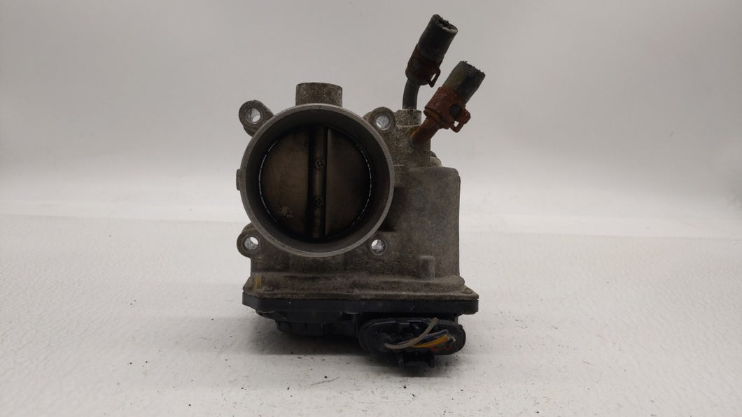 2014-2019 Kia Soul Throttle Body P/N:35100-2E000 Fits 2011 2012 2013 2014 2015 2016 2017 2018 2019 OEM Used Auto Parts - Oemusedautoparts1.com