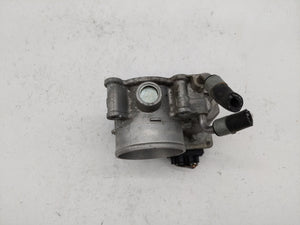 2014-2019 Kia Soul Throttle Body P/N:35100-2E000 Fits 2011 2012 2013 2014 2015 2016 2017 2018 2019 OEM Used Auto Parts - Oemusedautoparts1.com