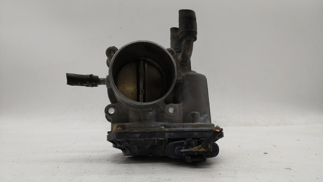 2012-2017 Hyundai Veloster Throttle Body P/N:35100-2B300 Fits 2012 2013 2014 2015 2016 2017 2018 2019 OEM Used Auto Parts - Oemusedautoparts1.com