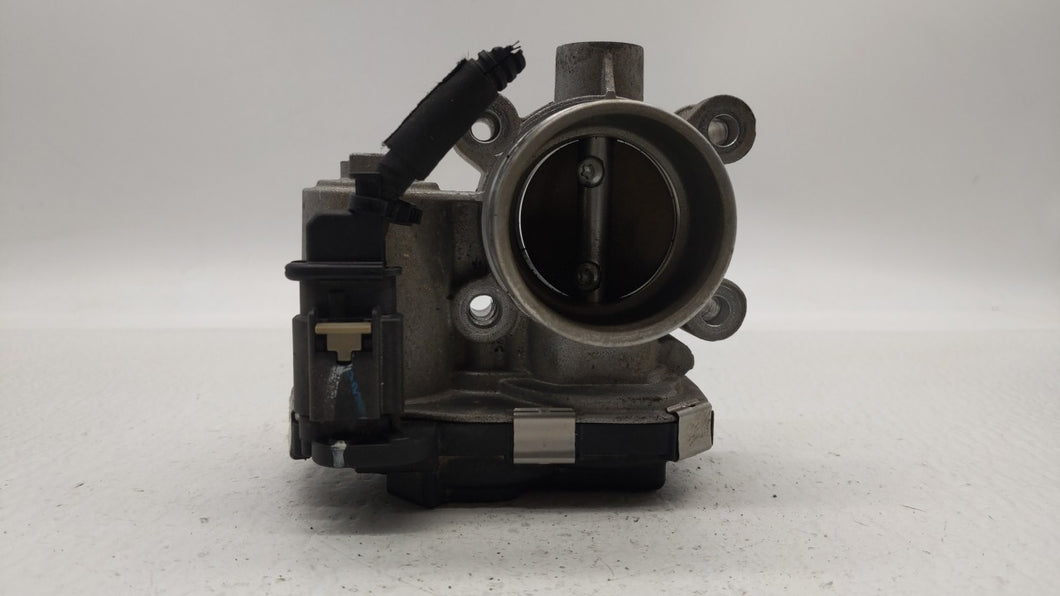 2018-2019 Chevrolet Equinox Throttle Body P/N:12659491BA 12671379AA Fits 2016 2017 2018 2019 OEM Used Auto Parts - Oemusedautoparts1.com