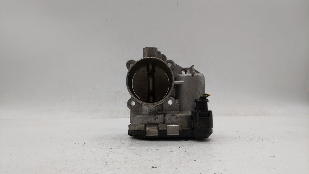 2013-2014 Ford Fusion Throttle Body P/N:0 280 750 535 7S7G-9F991-CA Fits 2013 2014 2015 2016 2017 2018 2019 OEM Used Auto Parts - Oemusedautoparts1.com