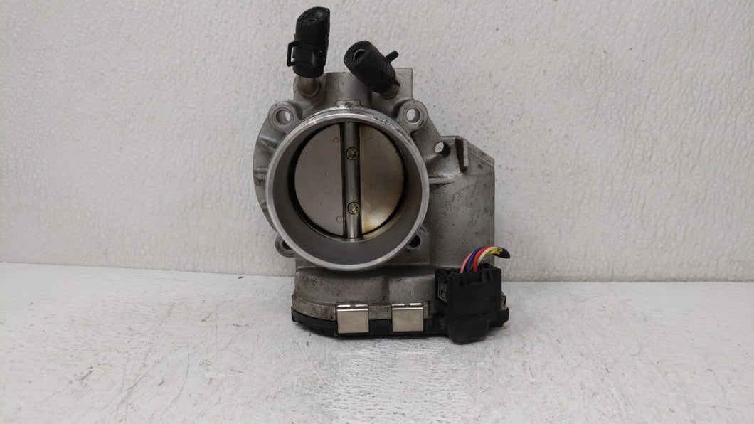 2011-2014 Hyundai Sonata Throttle Body P/N:35100-2G710 Fits 2011 2012 2013 2014 2015 2016 OEM Used Auto Parts - Oemusedautoparts1.com