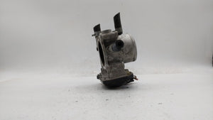 2012-2019 Kia Soul Throttle Body P/N:35100-2B300 Fits 2012 2013 2014 2015 2016 2017 2018 2019 OEM Used Auto Parts - Oemusedautoparts1.com