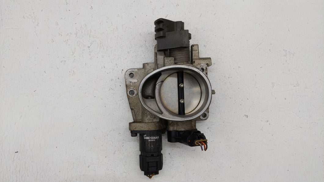 2001-2003 Chrysler Sebring Throttle Body P/N:04861036AB Fits 2001 2002 2003 OEM Used Auto Parts - Oemusedautoparts1.com