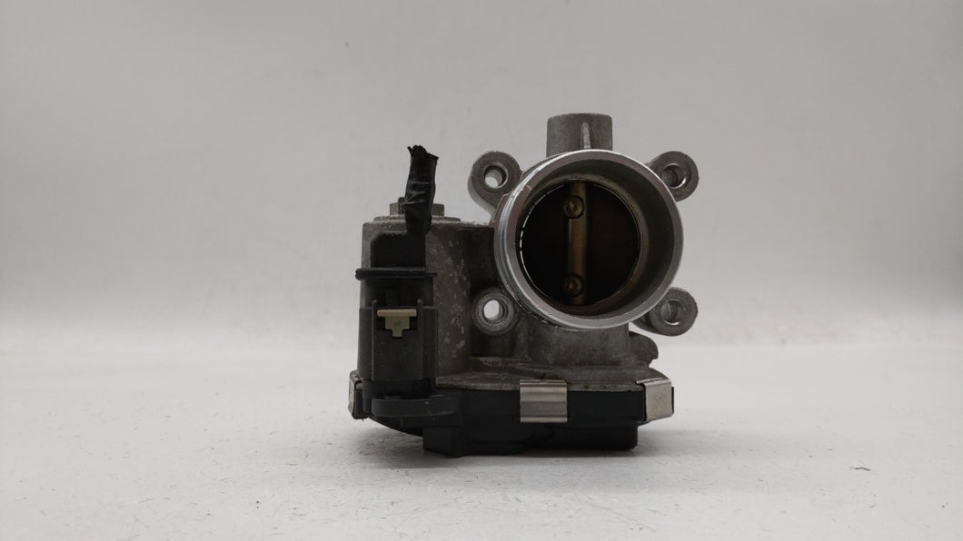 2018-2019 Chevrolet Equinox Throttle Body P/N:12659491BA 12671379AA Fits 2016 2017 2018 2019 OEM Used Auto Parts - Oemusedautoparts1.com