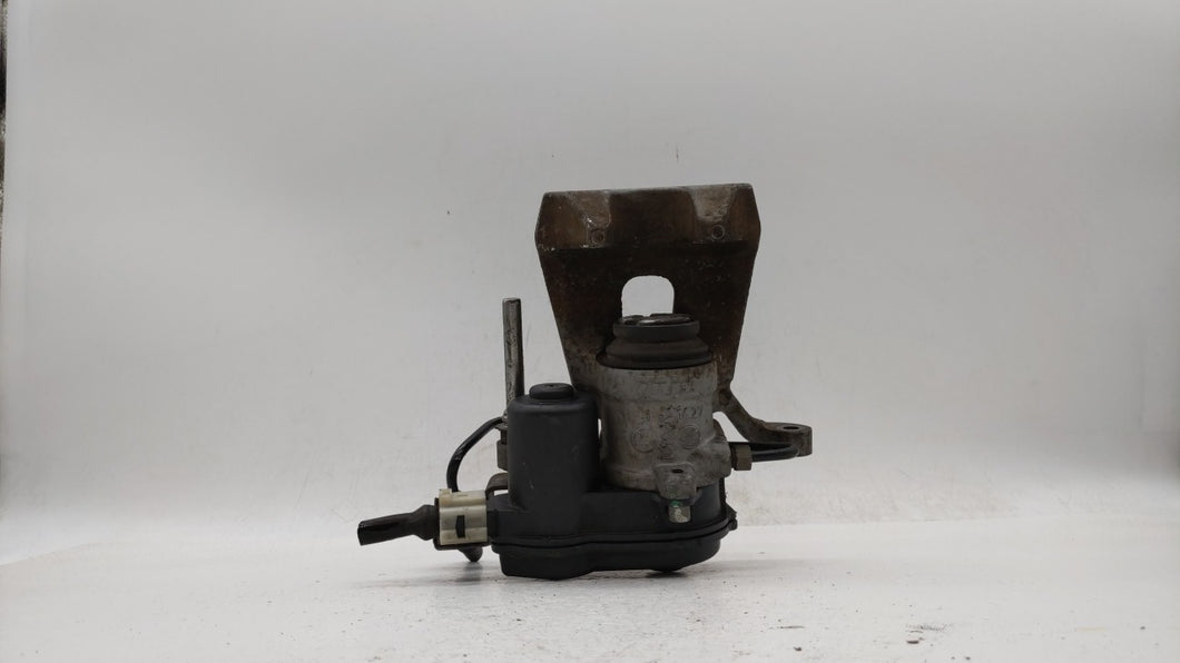 2008 Alfa Romeo 147 Rear Driver Left Brake Caliper - Oemusedautoparts1.com