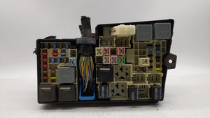 2012-2014 Ford Focus Fusebox Fuse Box Panel Relay Module P/N:AV6T-14A142-AB AV6T-14A142-AA Fits 2012 2013 2014 OEM Used Auto Parts - Oemusedautoparts1.com