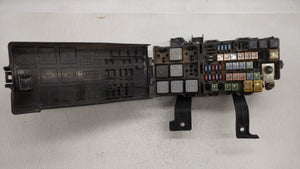 2007-2010 Lincoln Mkz Fusebox Fuse Box Panel Relay Module P/N:7E5T-14A003-BA 8H6T-14290-A Fits 2007 2008 2009 2010 OEM Used Auto Parts - Oemusedautoparts1.com