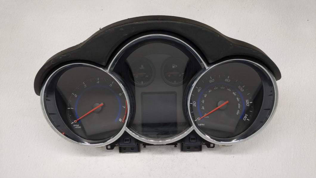 2015-2016 Chevrolet Cruze Instrument Cluster Speedometer Gauges P/N:811511914 94560794 Fits 2015 2016 OEM Used Auto Parts - Oemusedautoparts1.com