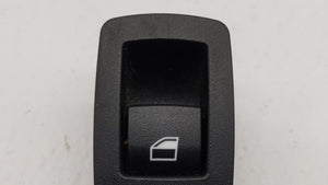 2013 Bmw X3 Passeneger Right Rear Power Window Switch 9208106 - Oemusedautoparts1.com