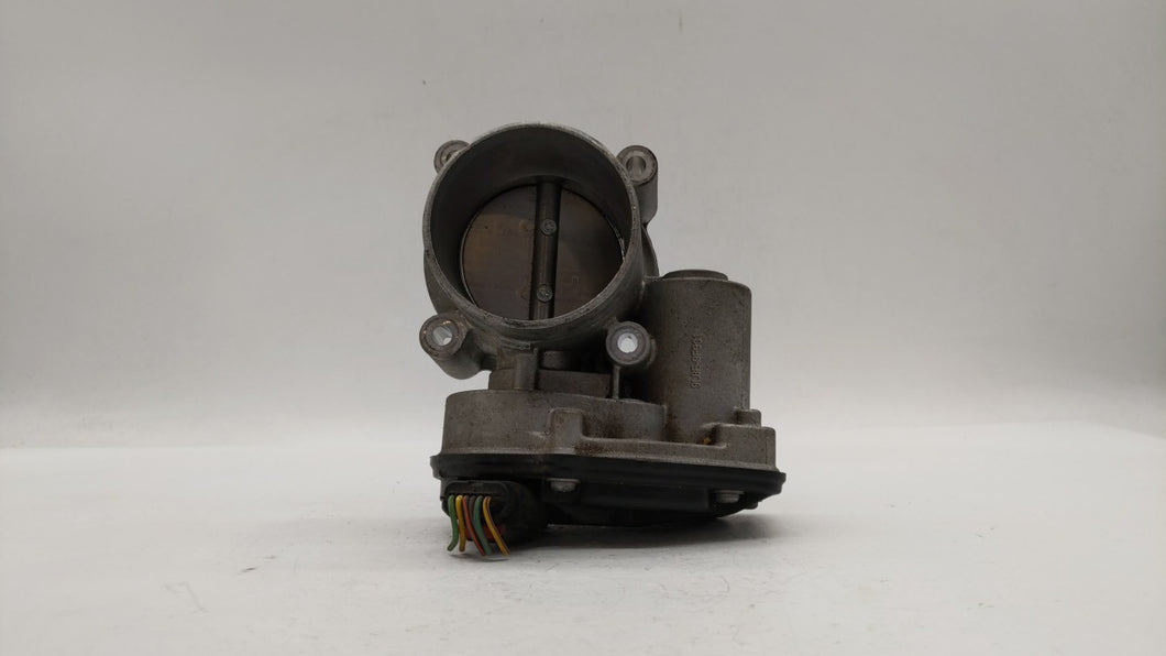 2010-2012 Ford Fusion Throttle Body P/N:9L8Z-A DS7Z-A Fits 2009 2010 2011 2012 OEM Used Auto Parts - Oemusedautoparts1.com