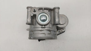 2013-2016 Lincoln Mkz Throttle Body P/N:AT4E-EL AT4E-EH Fits 2011 2012 2013 2014 2015 2016 2017 2018 2019 OEM Used Auto Parts - Oemusedautoparts1.com