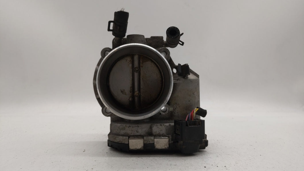 2011-2014 Hyundai Sonata Throttle Body P/N:35100-2G700 Fits 2011 2012 2013 2014 2015 2016 OEM Used Auto Parts - Oemusedautoparts1.com