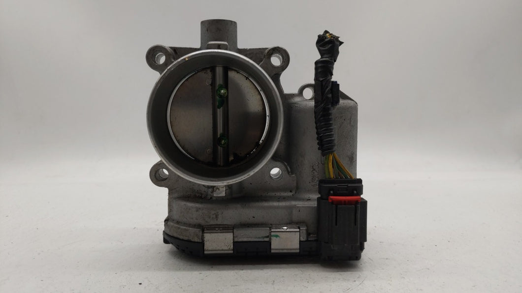 2016-2019 Ford Explorer Throttle Body P/N:DS7E-9F991-BB Fits 2014 2015 2016 2017 2018 2019 OEM Used Auto Parts - Oemusedautoparts1.com