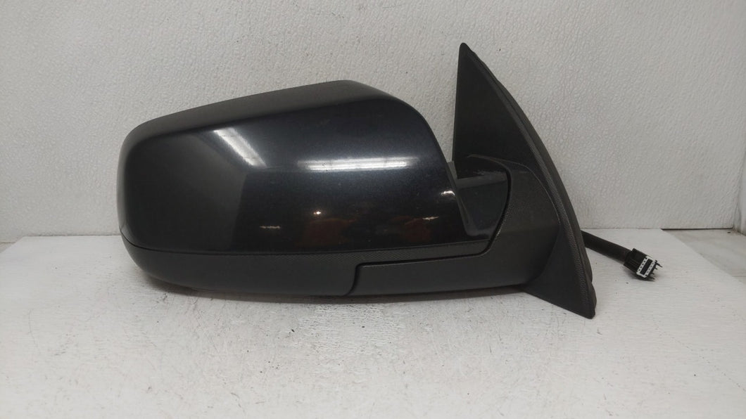 2010-2011 Chevrolet Equinox Side Mirror Replacement Passenger Right View Door Mirror P/N:20858728 20858720 Fits 2010 2011 OEM Used Auto Parts - Oemusedautoparts1.com