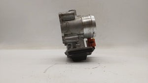 2017-2019 Ford Escape Throttle Body P/N:DS7G-9F991-BB DS7G-9E991-BB Fits 2014 2015 2016 2017 2018 2019 OEM Used Auto Parts - Oemusedautoparts1.com