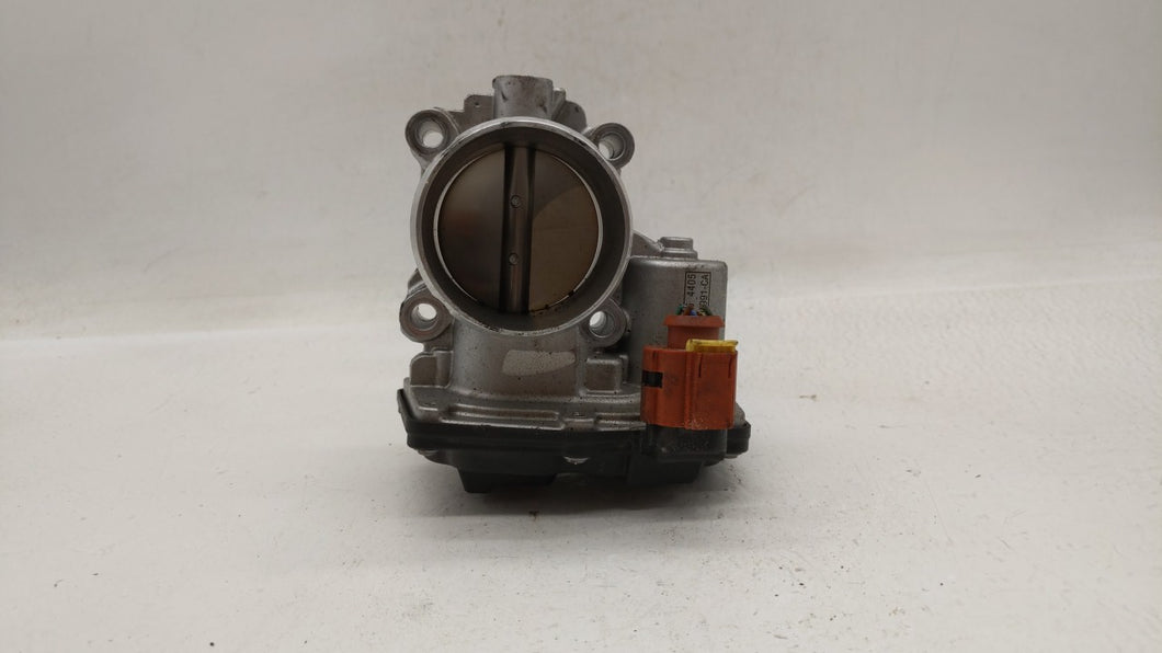 2017-2019 Ford Escape Throttle Body P/N:DS7G-9F991-BB DS7G-9E991-BB Fits 2014 2015 2016 2017 2018 2019 OEM Used Auto Parts - Oemusedautoparts1.com