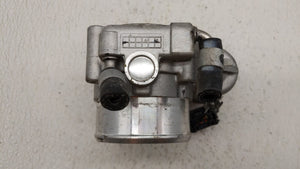 2017-2019 Kia Sportage Throttle Body P/N:0 280 750 618 35100-2G600 Fits 2015 2016 2017 2018 2019 OEM Used Auto Parts - Oemusedautoparts1.com