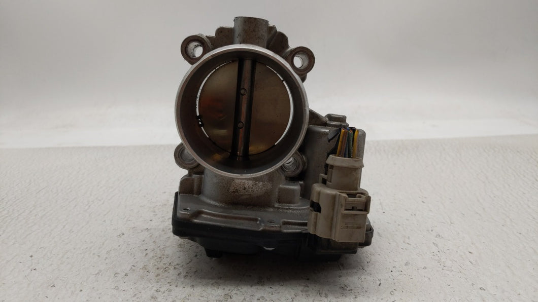 2014-2019 Ford Fusion Throttle Body P/N:DS7G-9F991-BB DS7G-9E991-BB Fits 2014 2015 2016 2017 2018 2019 OEM Used Auto Parts - Oemusedautoparts1.com