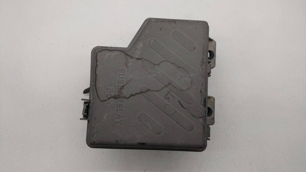 2010-2012 Hyundai Santa Fe Fusebox Fuse Box Panel Relay Module P/N:91115-2B050 91950-2B710 Fits 2010 2011 2012 OEM Used Auto Parts - Oemusedautoparts1.com