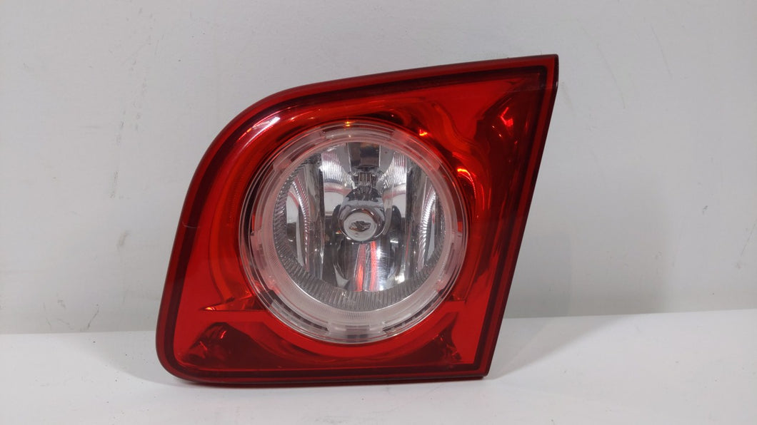 2008-2012 Chevrolet Malibu Tail Light Assembly Passenger Right OEM P/N:15271121 20914364 Fits 2008 2009 2010 2011 2012 OEM Used Auto Parts