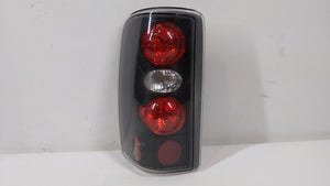 2000-2003 Chevrolet Tahoe Tail Light Assembly Driver Left OEM P/N:GM150-U1RW2 42012159 Fits 2000 2001 2002 2003 OEM Used Auto Parts - Oemusedautoparts1.com