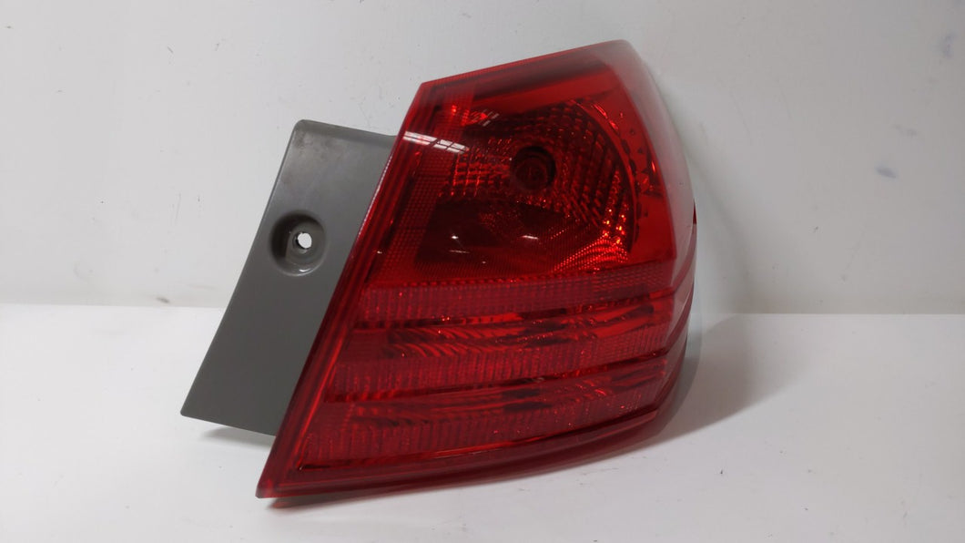 2008-2015 Nissan Rogue Tail Light Assembly Passenger Right OEM P/N:D0BBA Fits 2008 2009 2010 2011 2012 2013 2014 2015 OEM Used Auto Parts - Oemusedautoparts1.com