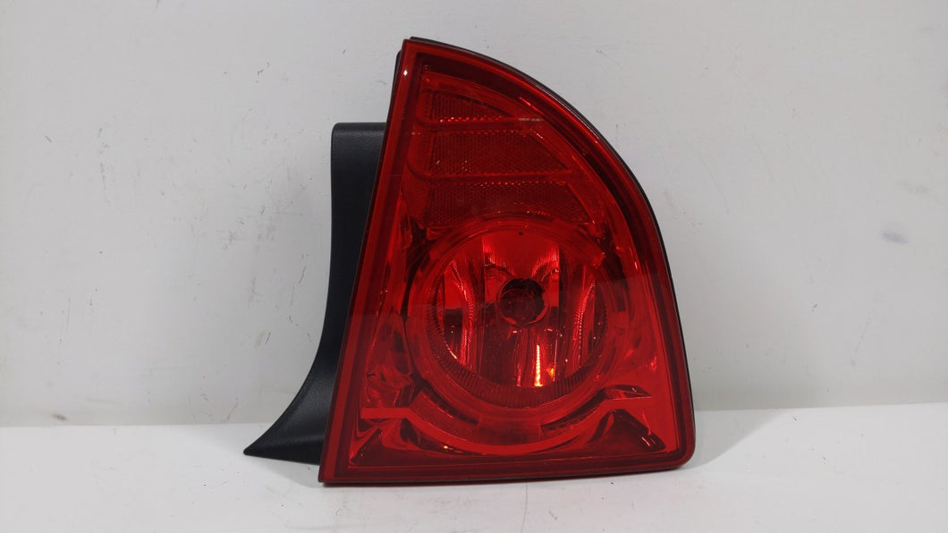 2009 Chevrolet Malibu Tail Light Assembly Passenger Right OEM P/N:20914363 25879097 Fits 2008 2010 2011 2012 OEM Used Auto Parts - Oemusedautoparts1.com