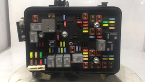 2016-2017 Gmc Terrain Fusebox Fuse Box Panel Relay Module P/N:84080470_01 Fits 2016 2017 OEM Used Auto Parts