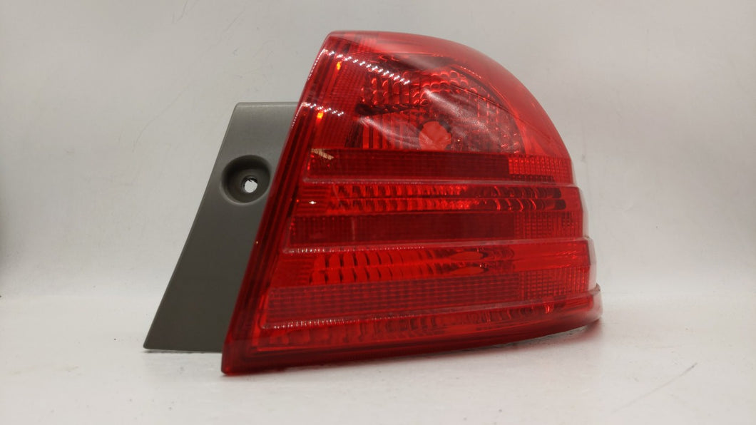 2008-2015 Nissan Rogue Tail Light Assembly Passenger Right OEM Fits 2008 2009 2010 2011 2012 2013 2014 2015 OEM Used Auto Parts - Oemusedautoparts1.com