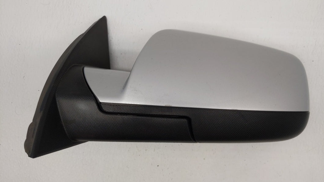 2010-2011 Chevrolet Equinox Side Mirror Replacement Driver Left View Door Mirror P/N:20858729 20858725 Fits 2010 2011 OEM Used Auto Parts - Oemusedautoparts1.com