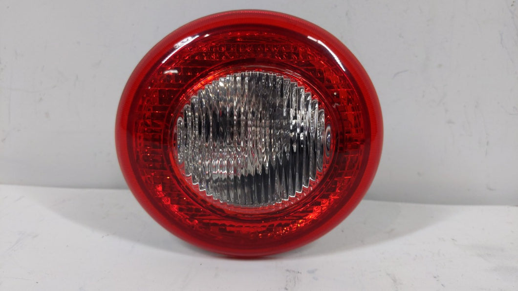 2006-2011 Chevrolet Hhr Tail Light Assembly Driver Left OEM P/N:20778528 15875485 Fits 2006 2007 2008 2009 2010 2011 OEM Used Auto Parts - Oemusedautoparts1.com