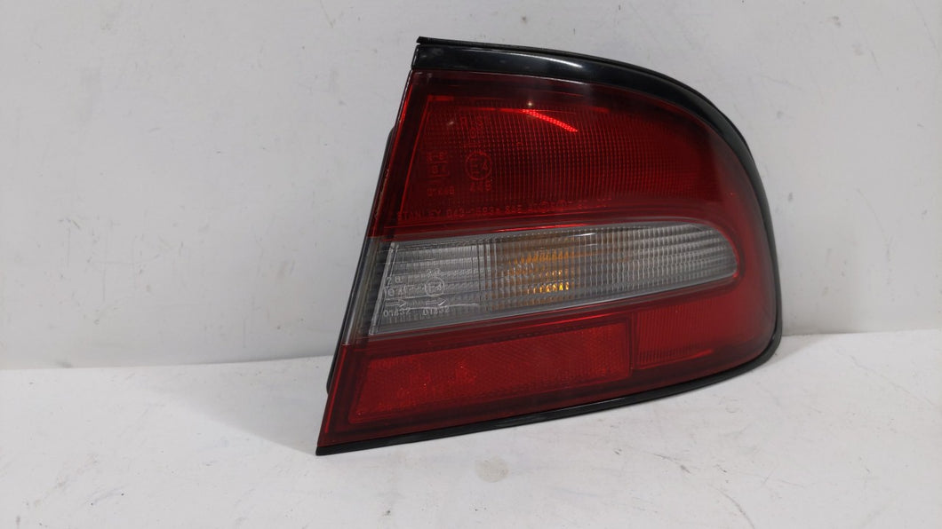 1994-1996 Mitsubishi Galant Tail Light Assembly Passenger Right OEM Fits 1994 1995 1996 OEM Used Auto Parts - Oemusedautoparts1.com
