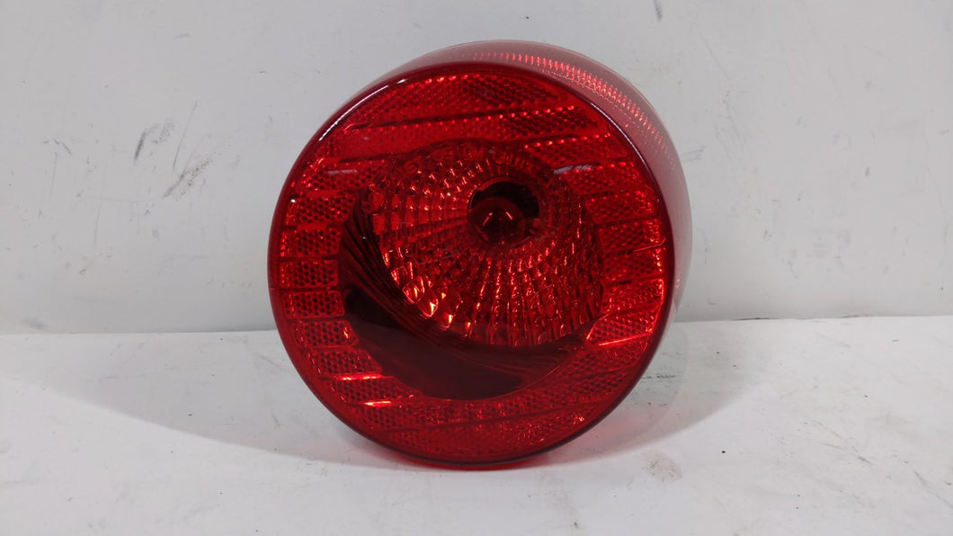 2005-2010 Chevrolet Cobalt Tail Light Assembly Passenger Right OEM P/N:16532532 A 15271525 Fits 2005 2006 2007 2008 2009 2010 OEM Used Auto Parts - Oemusedautoparts1.com