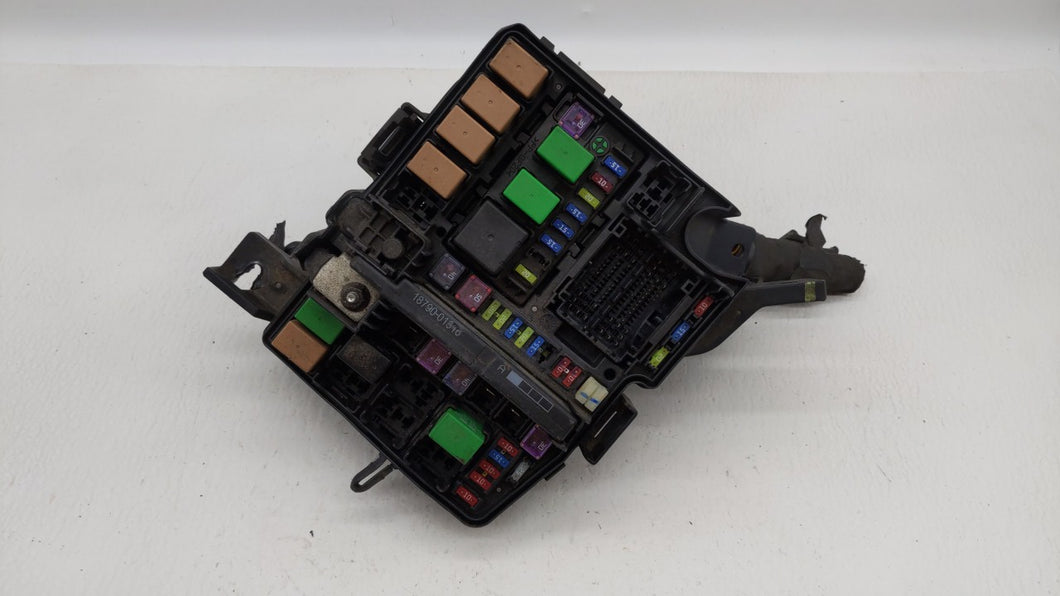 2011-2014 Hyundai Sonata Fusebox Fuse Box Panel Relay Module P/N:VS912003Q071MG VSQFHE2370F0175 Fits 2011 2012 2013 2014 OEM Used Auto Parts - Oemusedautoparts1.com