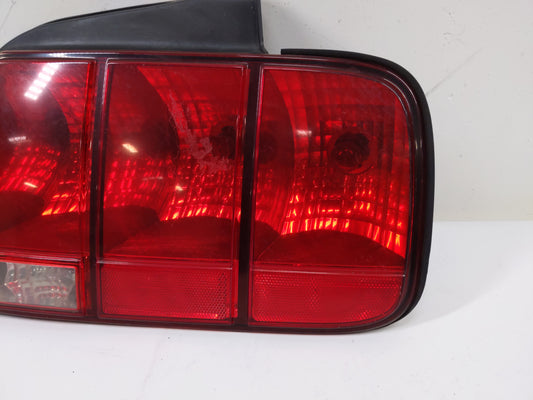 2005-2009 Ford Mustang Passenger Right Side Tail Light Taillight Oem 255127 OEM Used Auto Parts