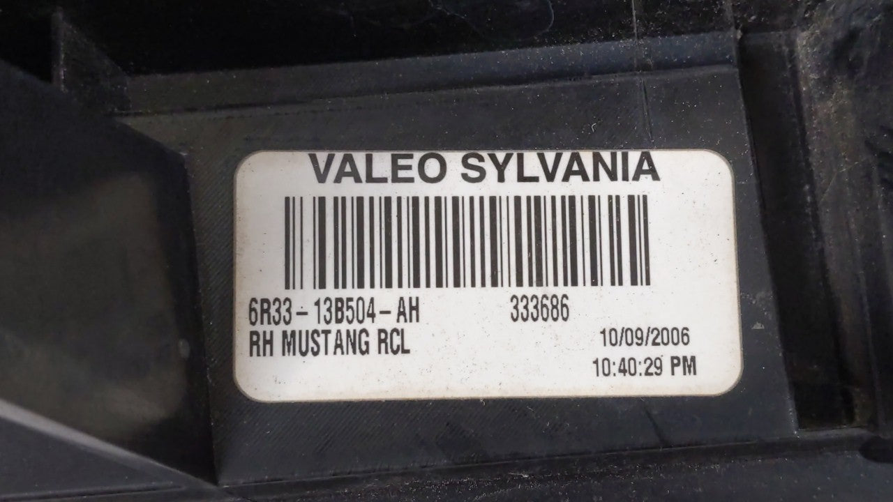 2005-2009 Ford Mustang Passenger Right Side Tail Light Taillight Oem 255127 - Oemusedautoparts1.com