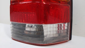 2001-2007 Ford Escape Tail Light Assembly Passenger Right OEM P/N:1L84-13B504-D 4L84-13B504-D Fits OEM Used Auto Parts - Oemusedautoparts1.com