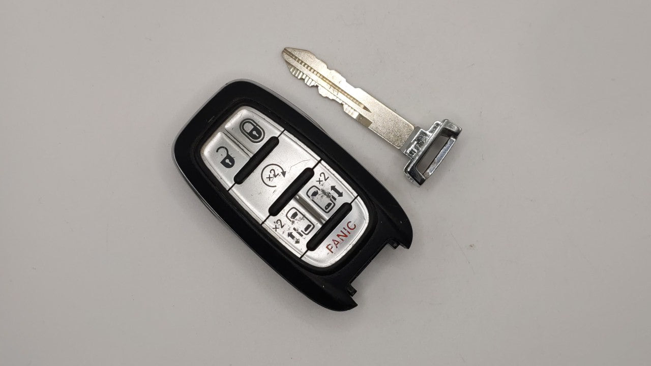 Chrysler Pacifica Keyless Entry Remote Fob M3N-97395900 68217829AC 6 buttons - Oemusedautoparts1.com
