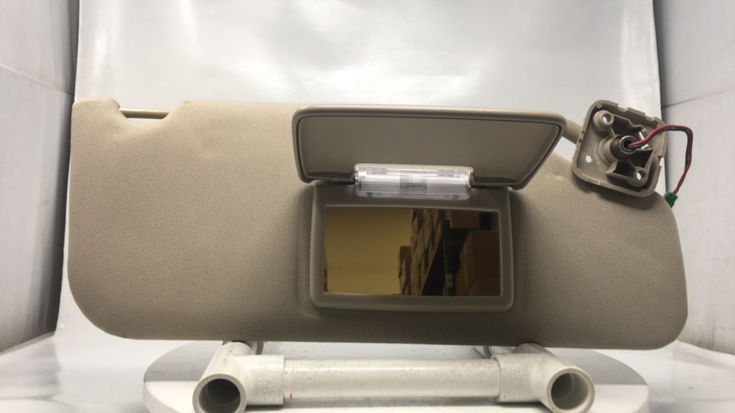 2011 Lincoln Mkx Sun Visor Shade Replacement Passenger Right Mirror Fits OEM Used Auto Parts - Oemusedautoparts1.com